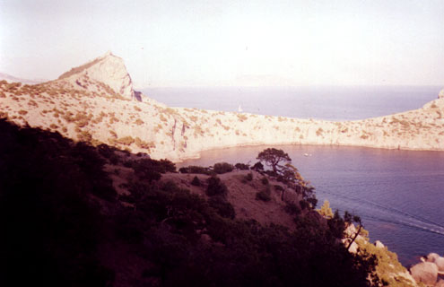 Вид на Царский пляж с самой высокой горы заповедника